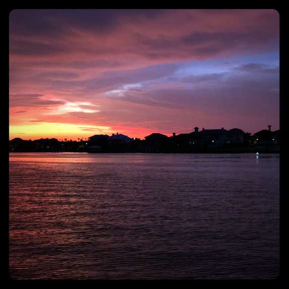 Meet your Posher, Diana - Picture 1 of 3